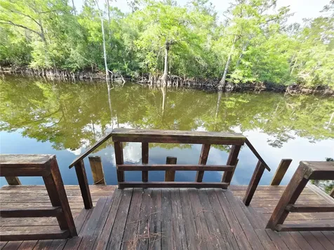 2975 E Withlacoochee Trail Dunnellon FL 34434