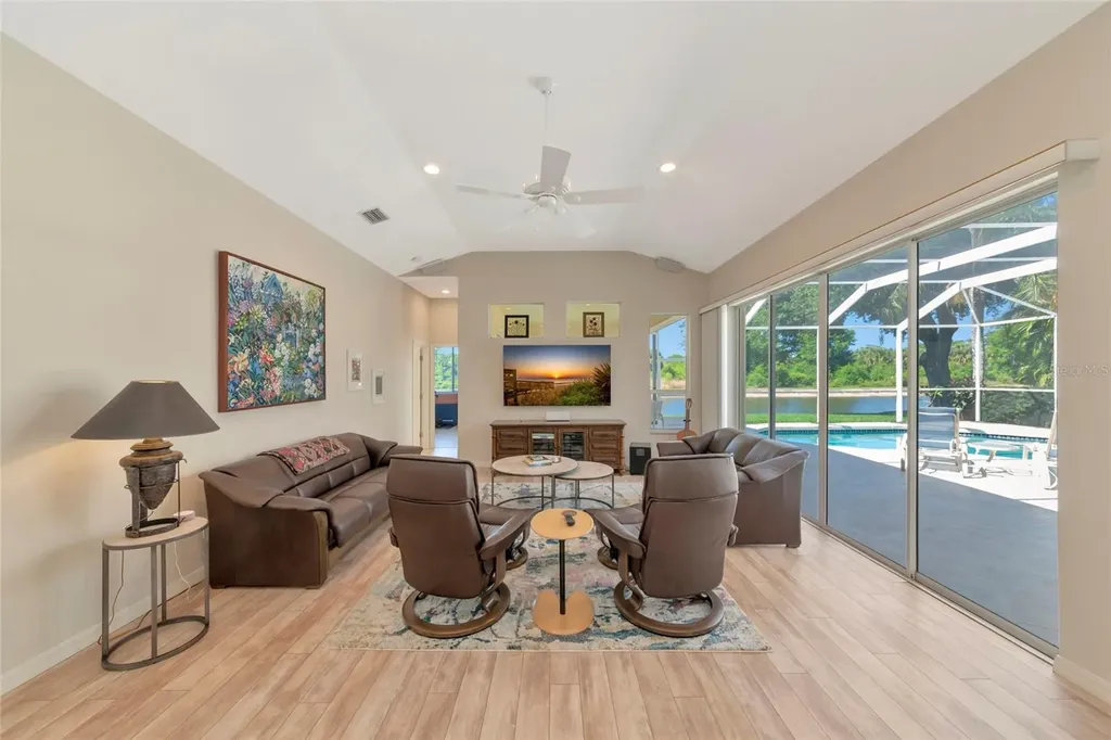 4956 Bridgehampton Boulevard Sarasota FL 34238