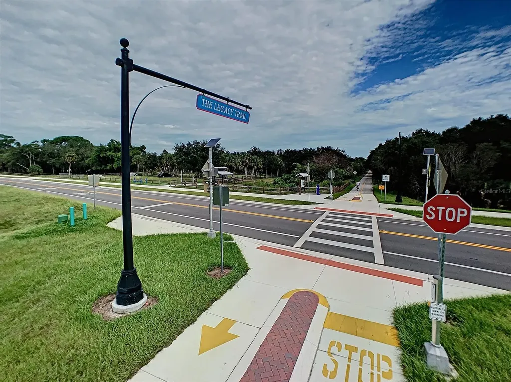 4956 Bridgehampton Boulevard Sarasota FL 34238