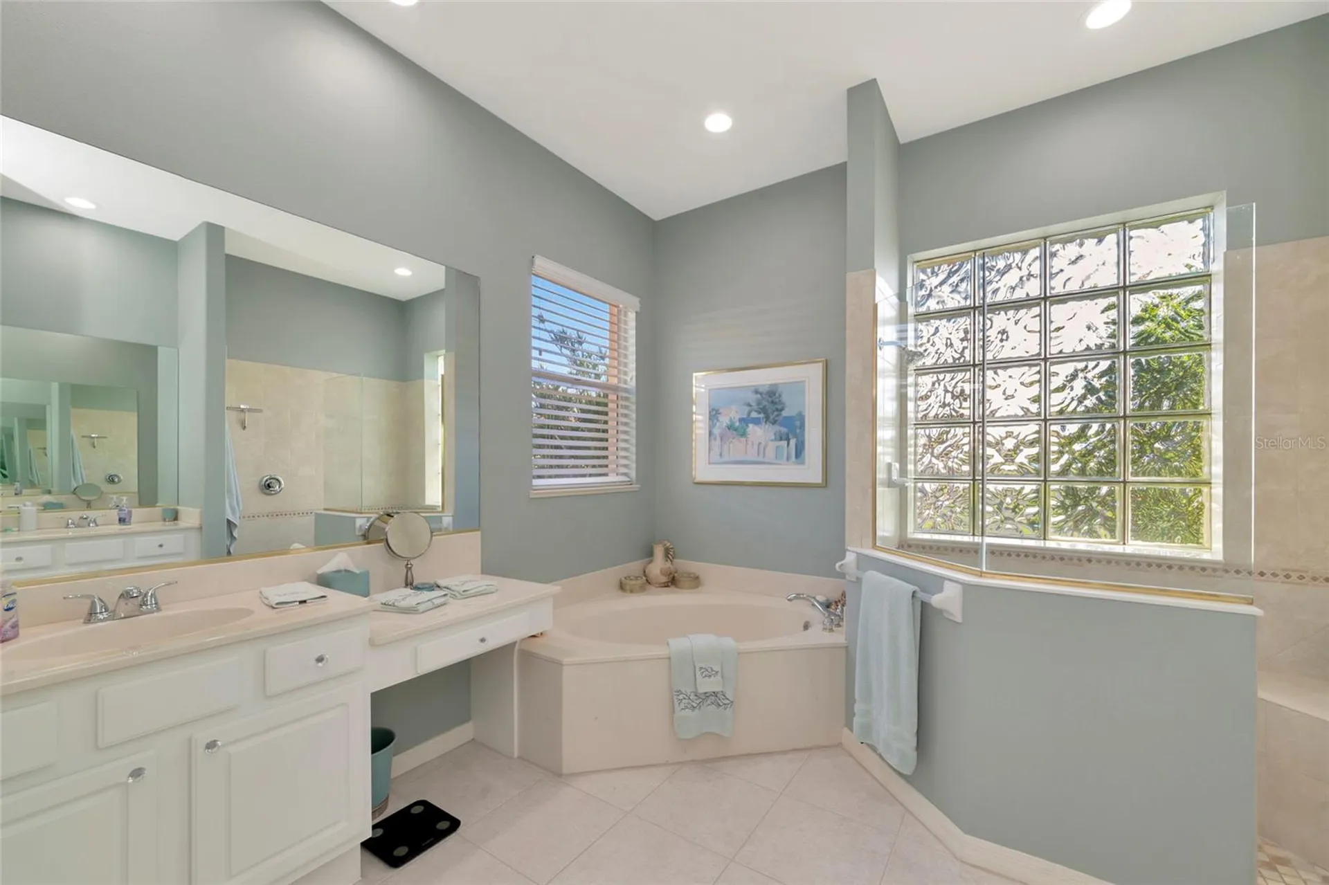 4956 Bridgehampton Boulevard Sarasota FL 34238