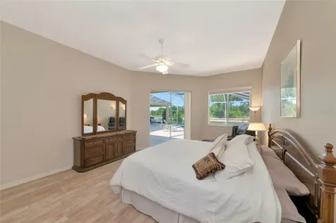 4956 Bridgehampton Boulevard Sarasota FL 34238