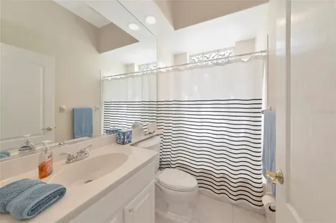 4956 Bridgehampton Boulevard Sarasota FL 34238
