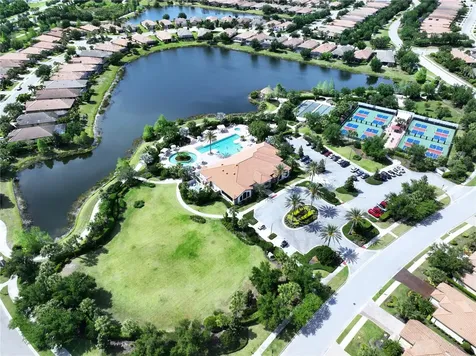 5102 Savona Run Bradenton FL 34211