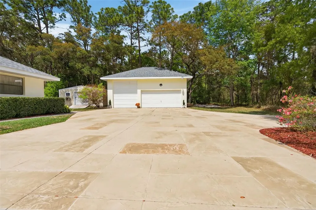 3783 W Birds Nest Drive Beverly Hills FL 34465