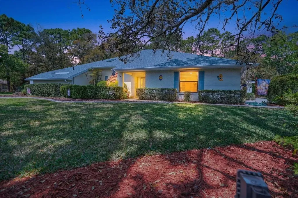 3783 W Birds Nest Drive Beverly Hills FL 34465