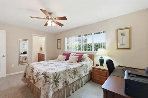 5860 Leeland Street S St Petersburg FL 33715