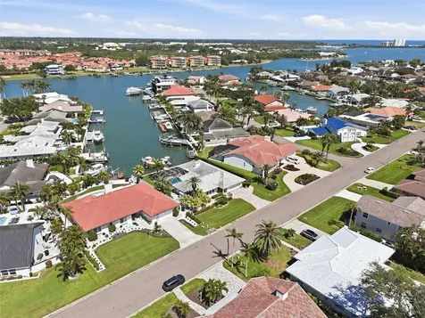 5860 Leeland Street S St Petersburg FL 33715
