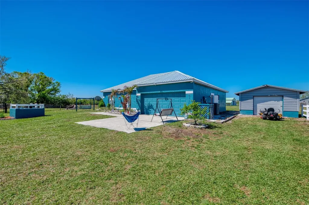 2700 Verna Bethany Myakka City FL 34251