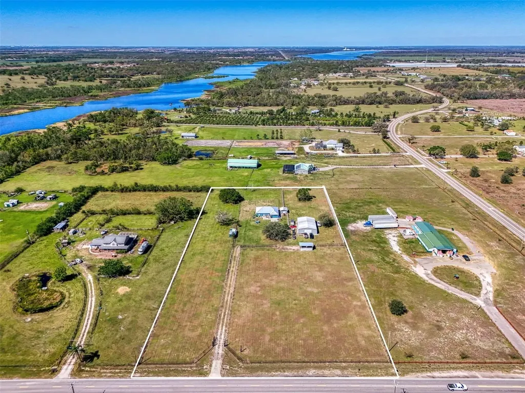 2700 Verna Bethany Myakka City FL 34251