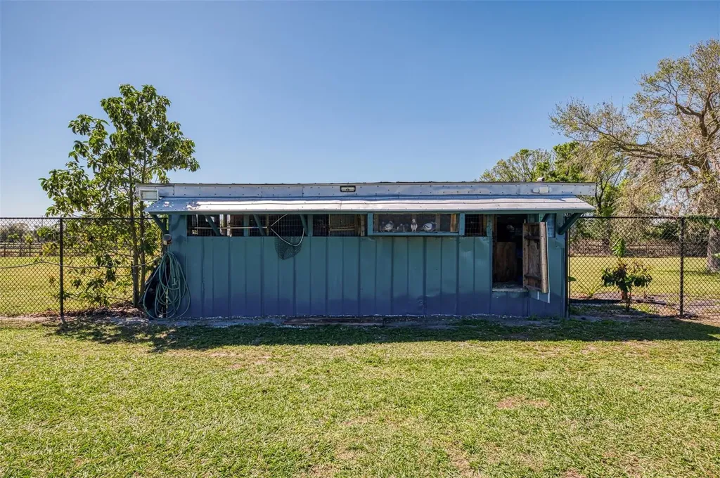 2700 Verna Bethany Myakka City FL 34251