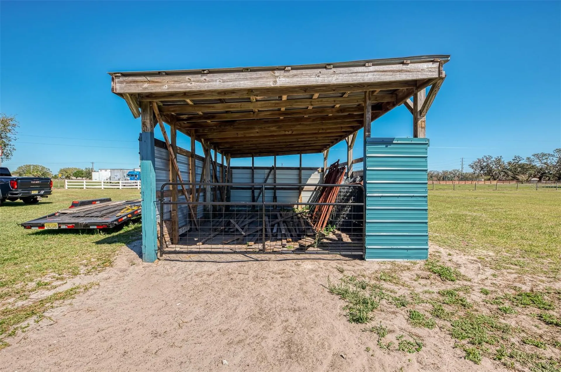 2700 Verna Bethany Myakka City FL 34251