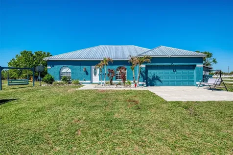 2700 Verna Bethany Myakka City FL 34251