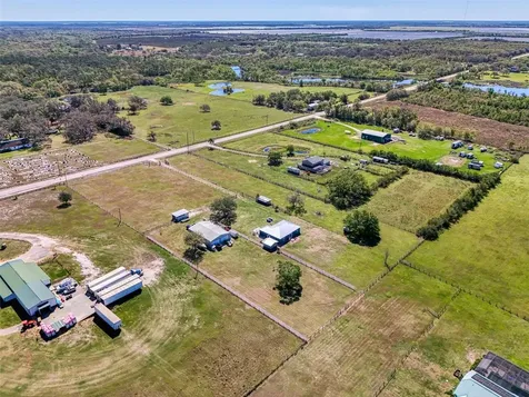 2700 Verna Bethany Myakka City FL 34251