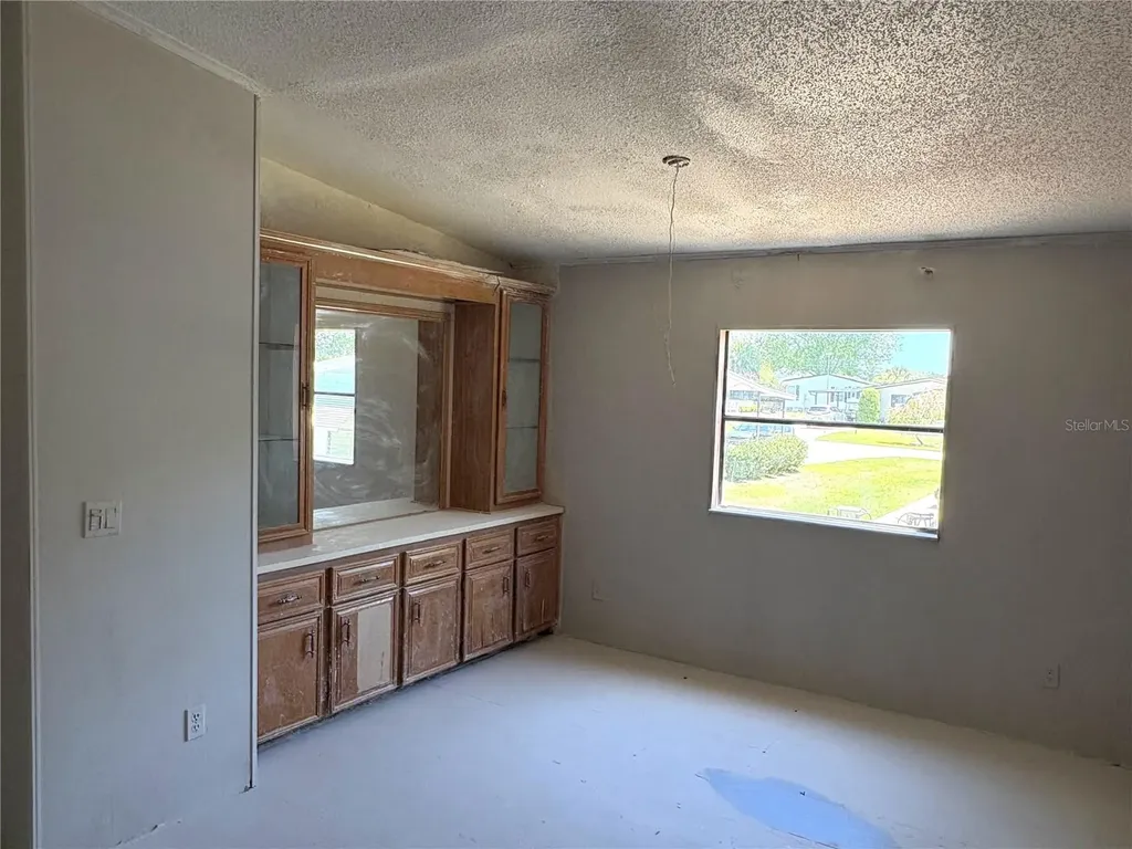 25034 Betton Hill Leesburg FL 34748