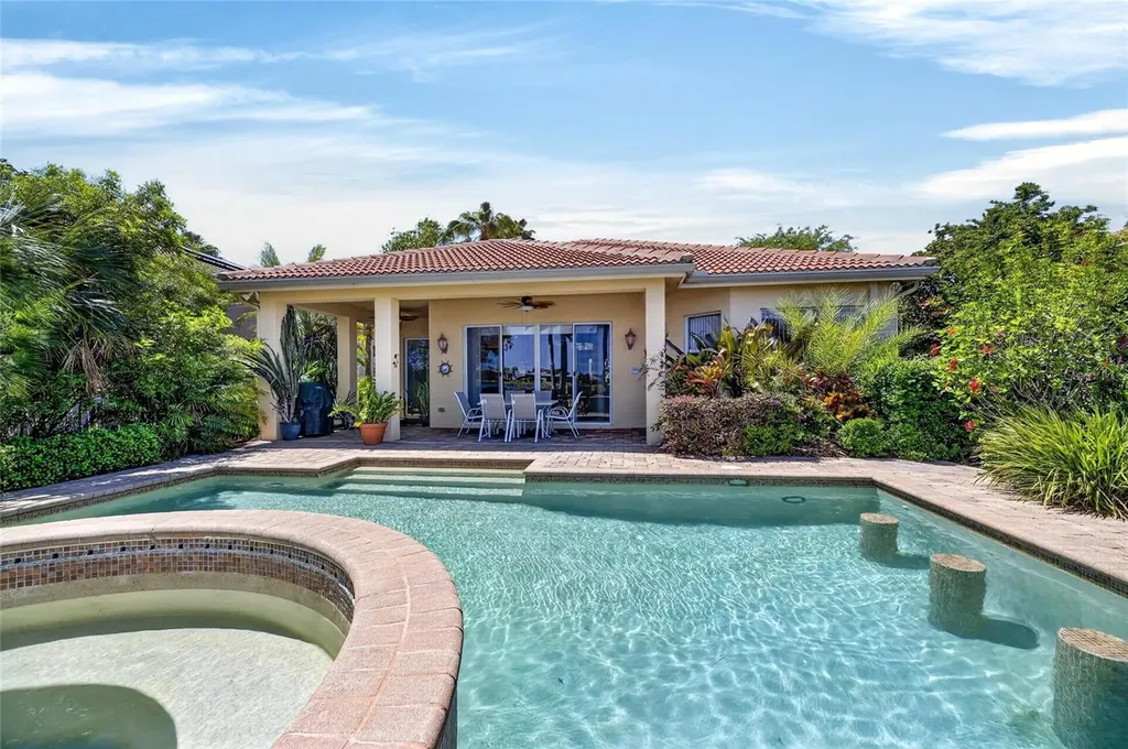 4922 Sapphire Sound Drive Wimauma FL 33598
