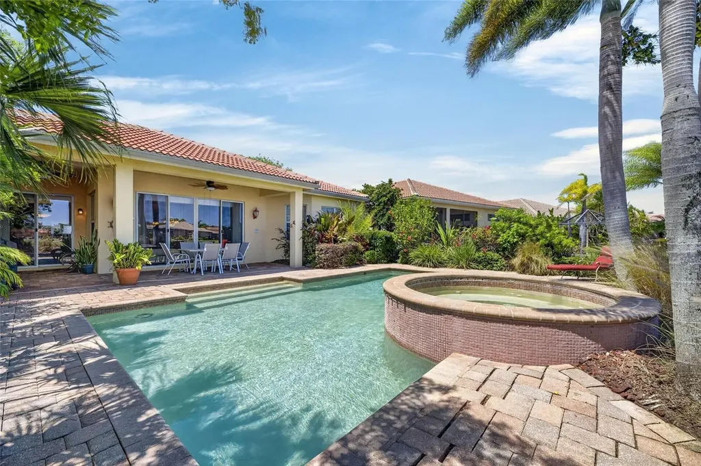 4922 Sapphire Sound Drive Wimauma FL 33598