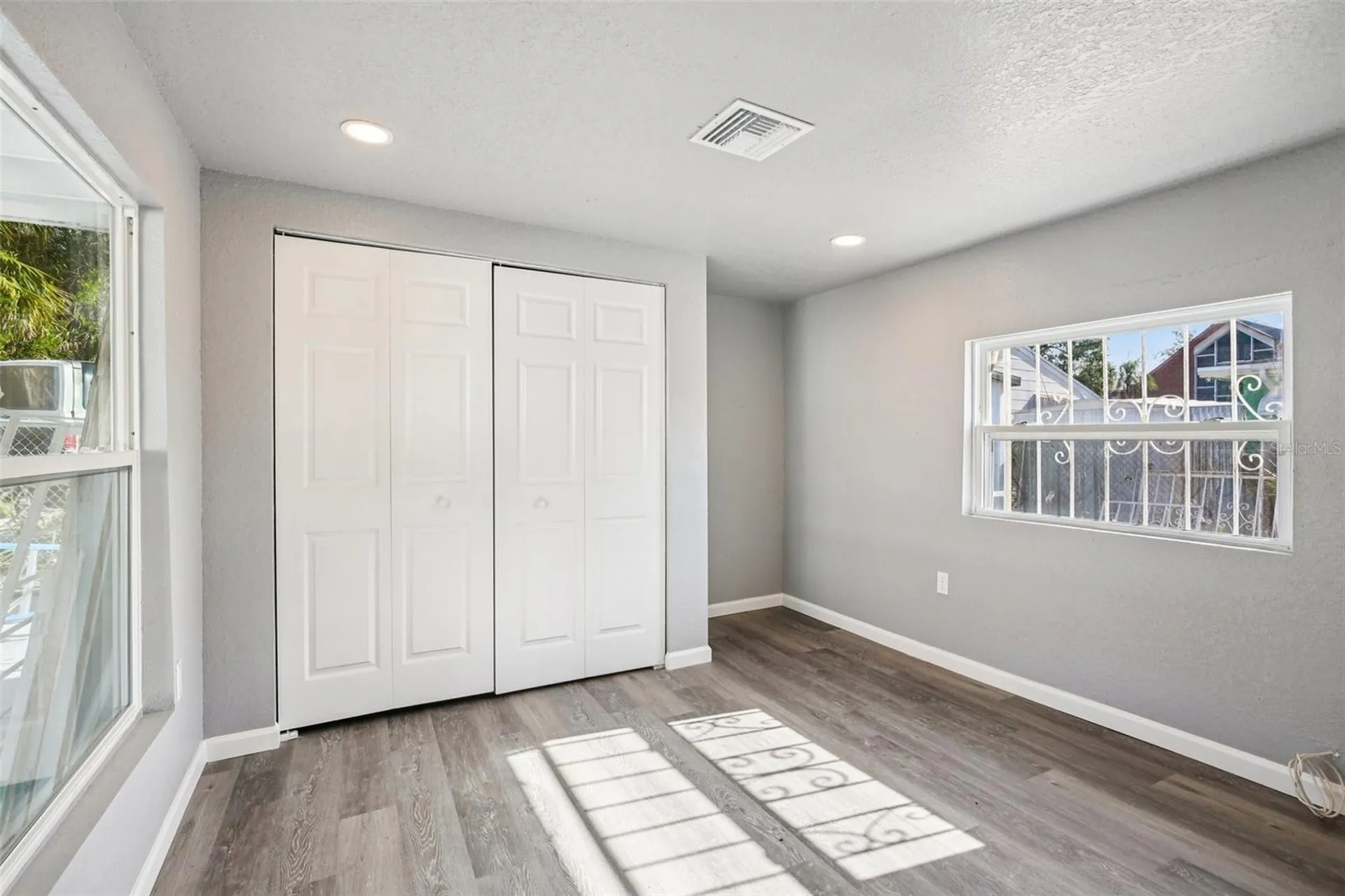 1911 22nd Avenue S St Petersburg FL 33712