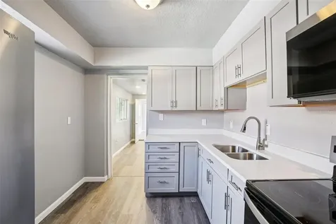 1911 22nd Avenue S St Petersburg FL 33712