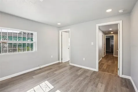 1911 22nd Avenue S St Petersburg FL 33712