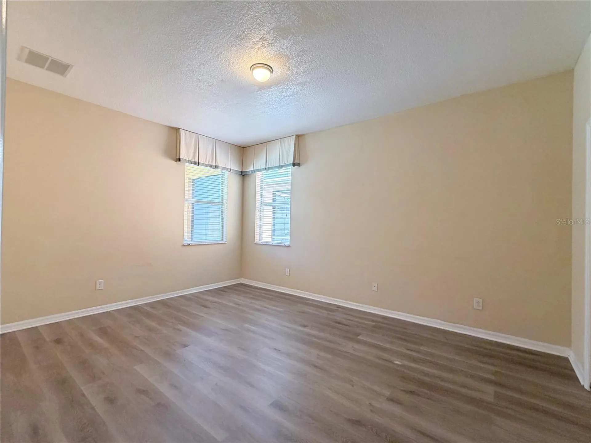 2549 Dharma Circle Kissimmee FL 34746