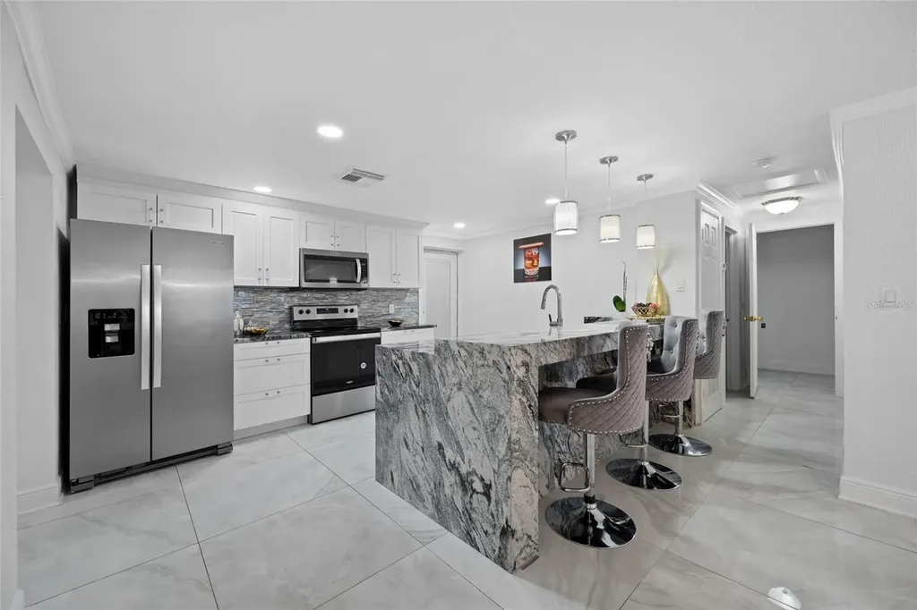 6017 W Fern Street Tampa FL 33634