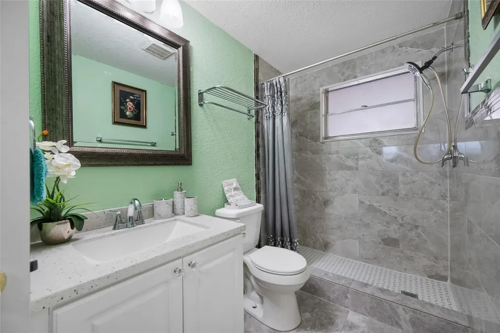 6017 W Fern Street Tampa FL 33634