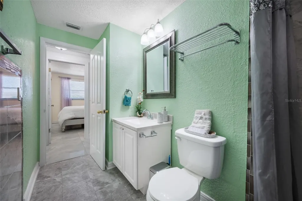 6017 W Fern Street Tampa FL 33634