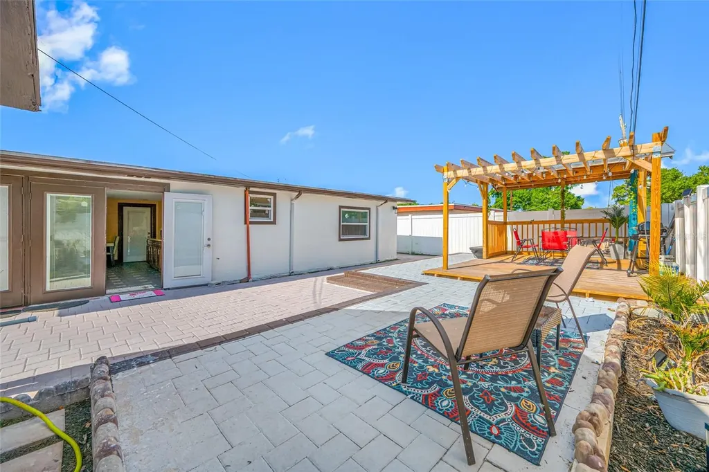6017 W Fern Street Tampa FL 33634