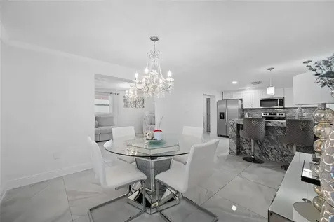 6017 W Fern Street Tampa FL 33634