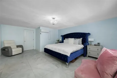 6017 W Fern Street Tampa FL 33634