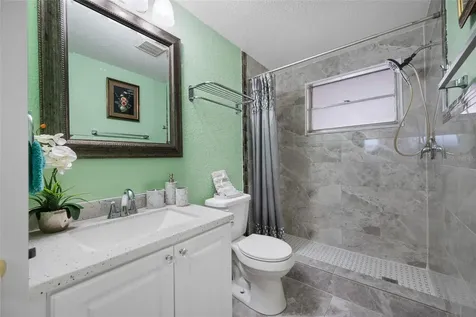 6017 W Fern Street Tampa FL 33634
