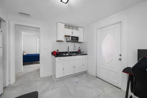 6017 W Fern Street Tampa FL 33634