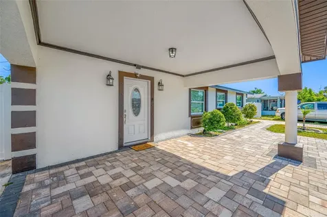 6017 W Fern Street Tampa FL 33634