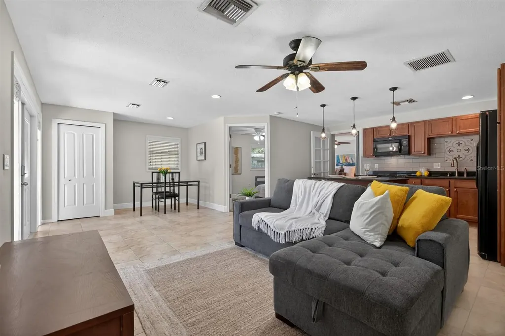 1026 Crystal Lake Road Lutz FL 33548