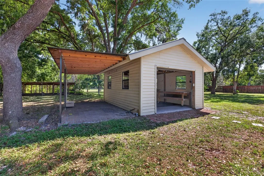 1026 Crystal Lake Road Lutz FL 33548