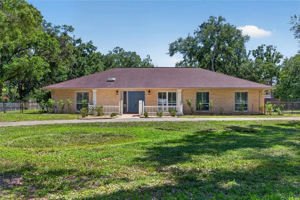1026 Crystal Lake Road Lutz FL 33548