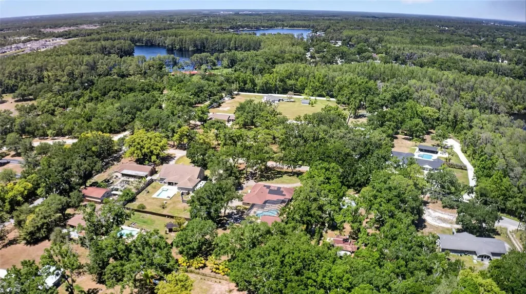 1026 Crystal Lake Road Lutz FL 33548