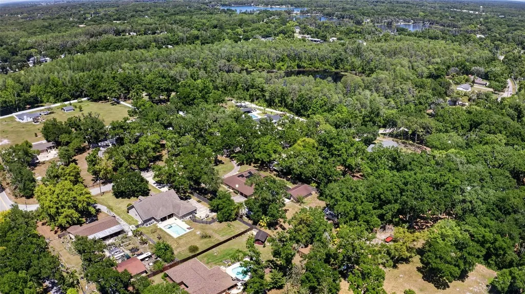 1026 Crystal Lake Road Lutz FL 33548