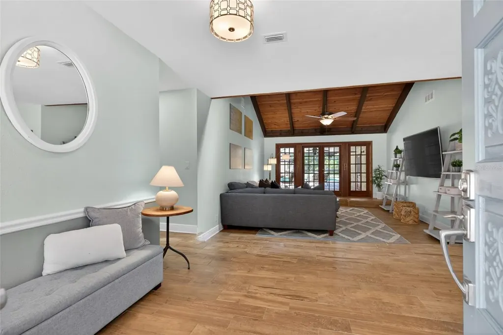 1026 Crystal Lake Road Lutz FL 33548