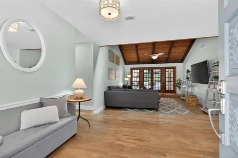 1026 Crystal Lake Road Lutz FL 33548