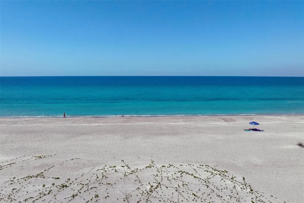 581 Rountree Drive Longboat Key FL 34228