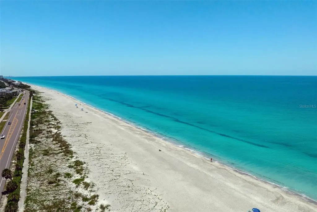 581 Rountree Drive Longboat Key FL 34228