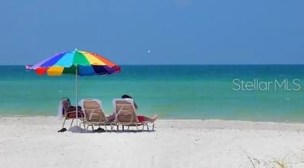 581 Rountree Drive Longboat Key FL 34228