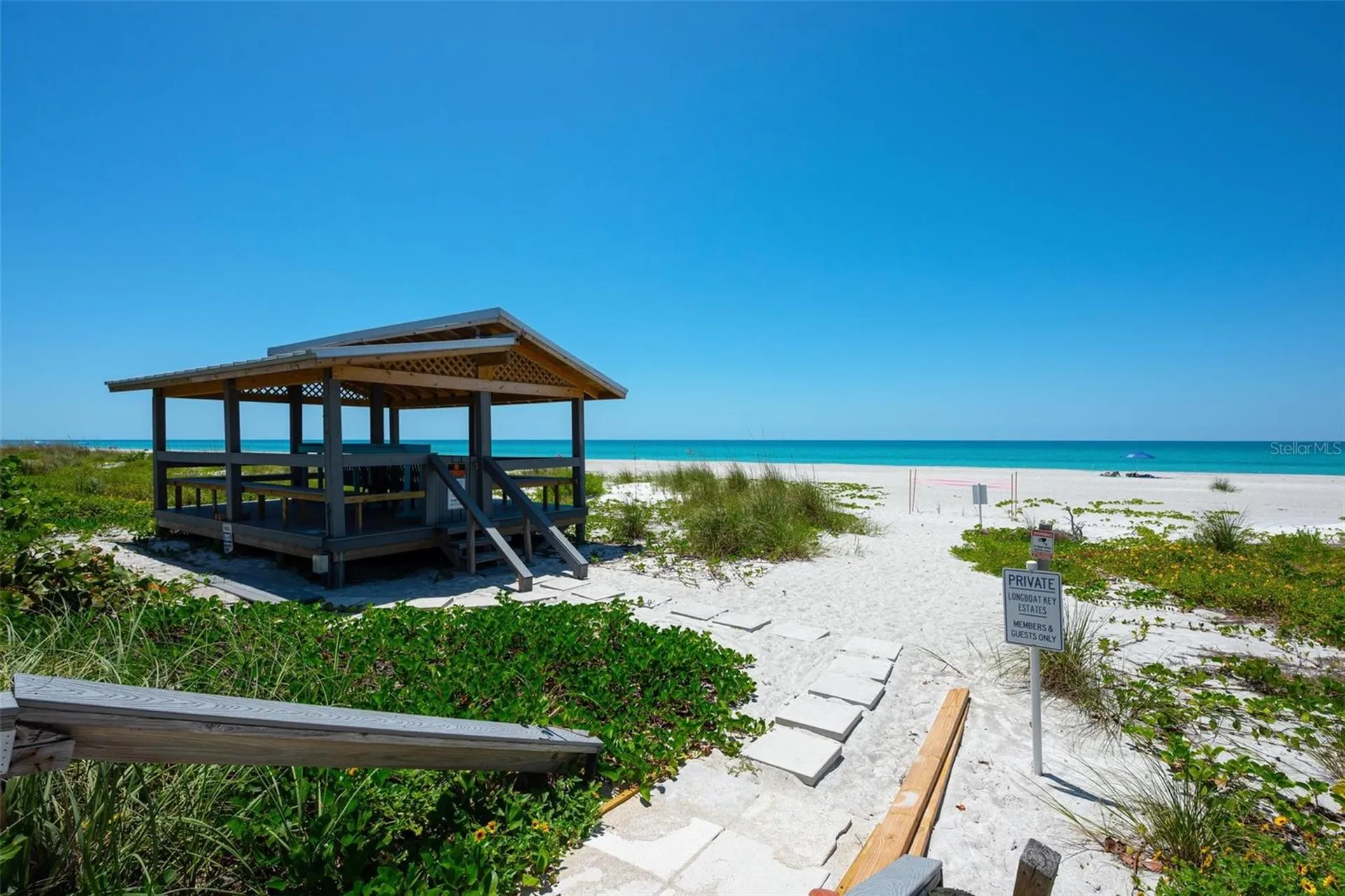 581 Rountree Drive Longboat Key FL 34228