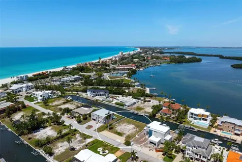 581 Rountree Drive Longboat Key FL 34228