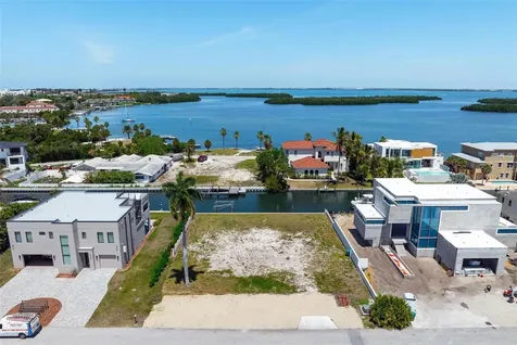 581 Rountree Drive Longboat Key FL 34228