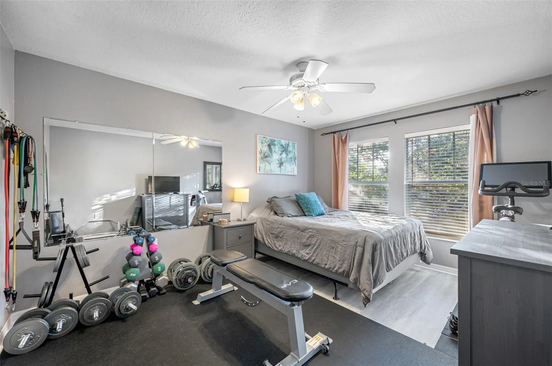 400 S Willow Avenue Tampa FL 33606