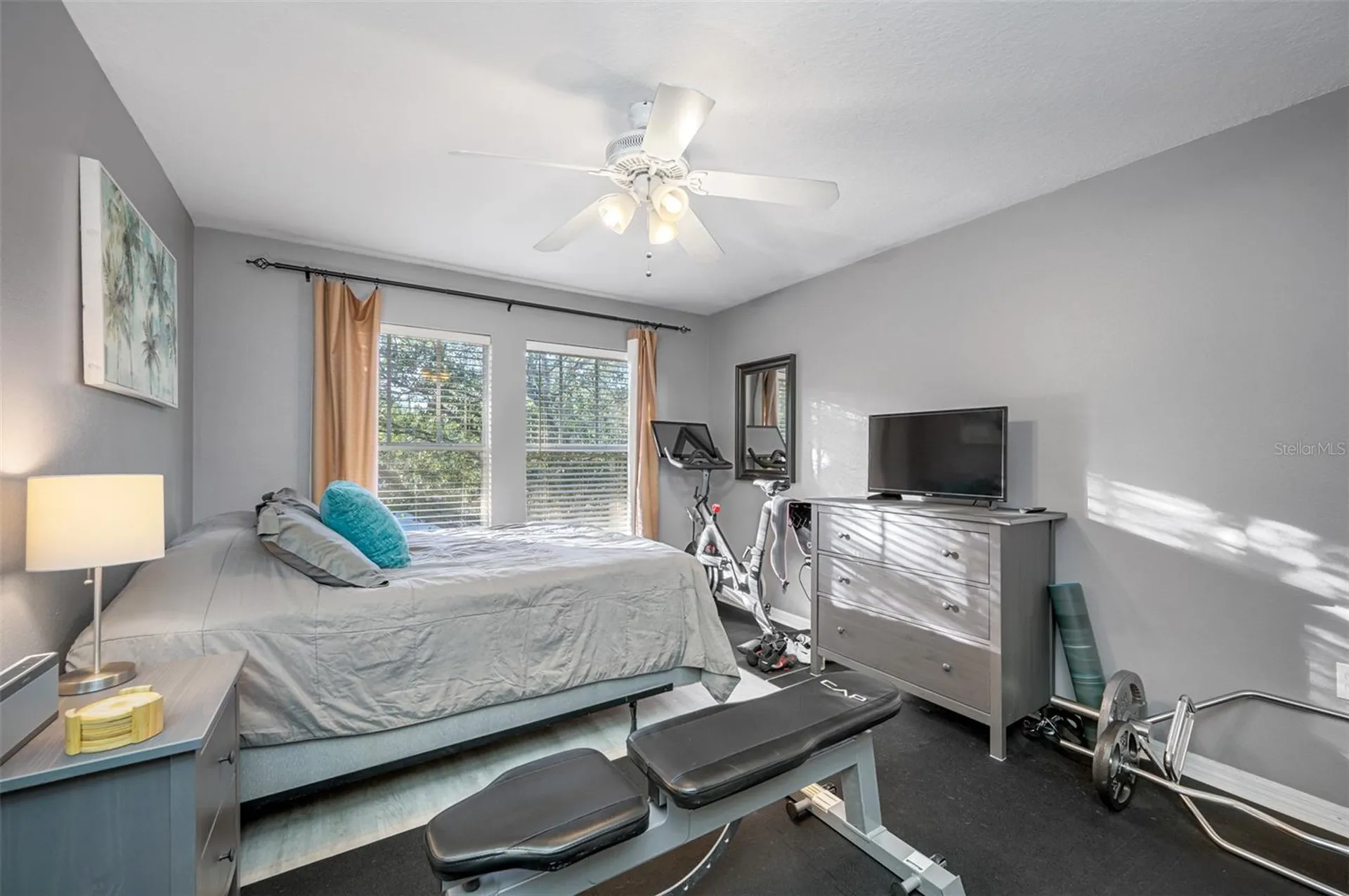 400 S Willow Avenue Tampa FL 33606
