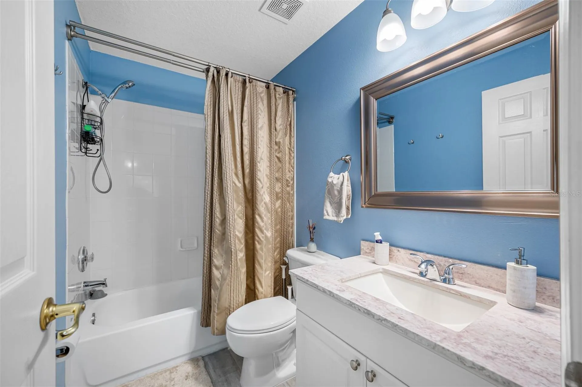 400 S Willow Avenue Tampa FL 33606