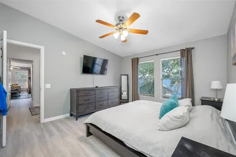 400 S Willow Avenue Tampa FL 33606